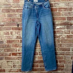Abercrombie & Fitch Criss Cross Jeans